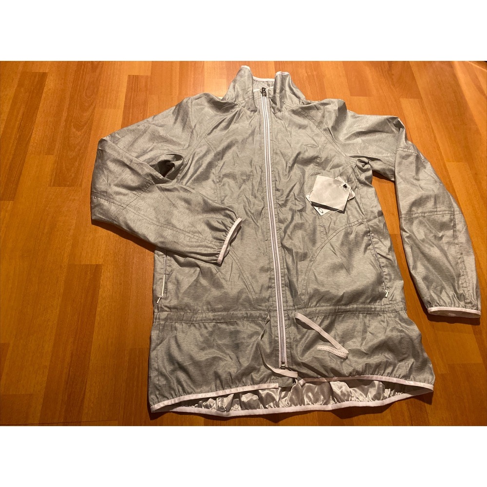 Oakley Women's Windbreaker Jacket Size Small S Gray Color Mesh Lined Vented